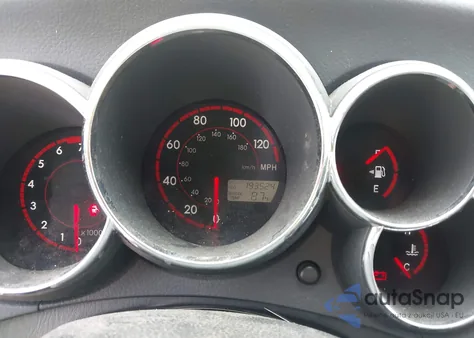 2004 Pontiac Vibe from USA, damaged, VIN 5Y2SL628X4Z420579